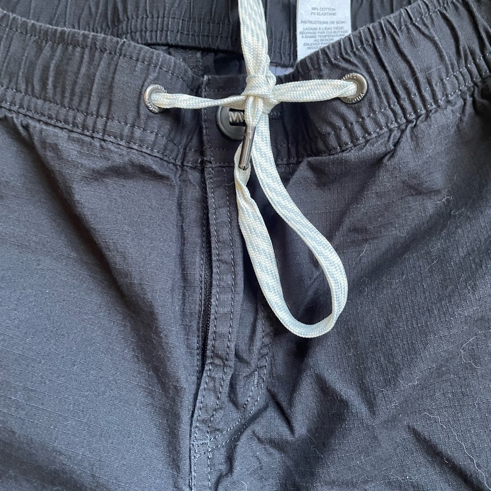 Vuori Men’s Ripstop Climber in Sz M inseam 30” in gently used condition - Picture 5 of 9